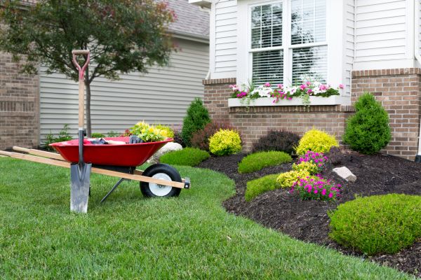 Landscape Maintenance Service in Warwick